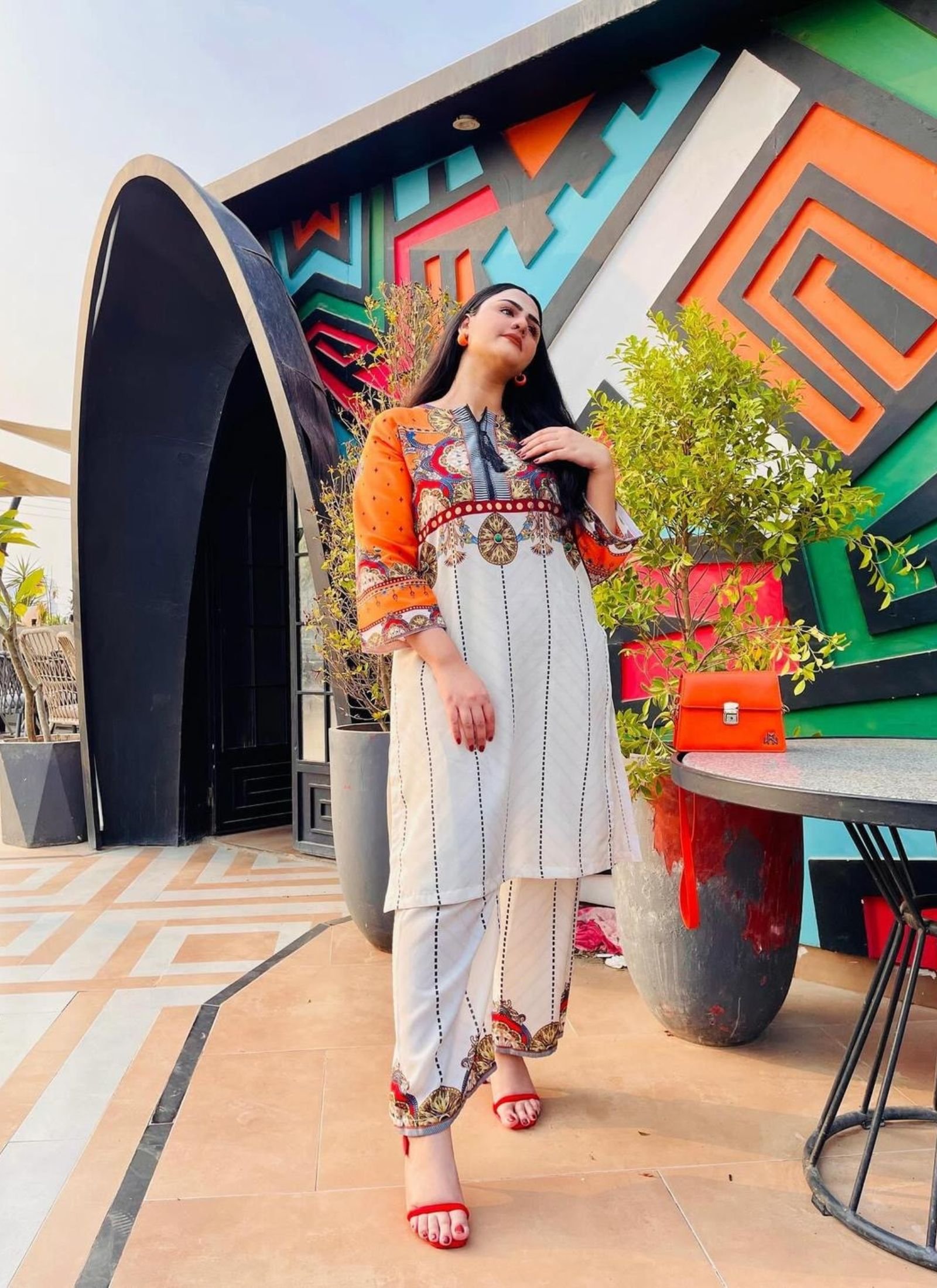 Watercolour Pink and Green Floral Printed Lawn Shirt - Image 3